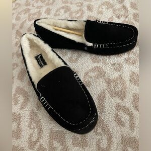 Koolaburra by UGG slippers